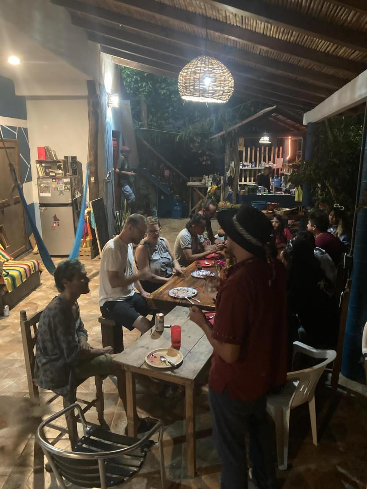 Hostal Mar De Fondo 兹波利特 外观 照片
