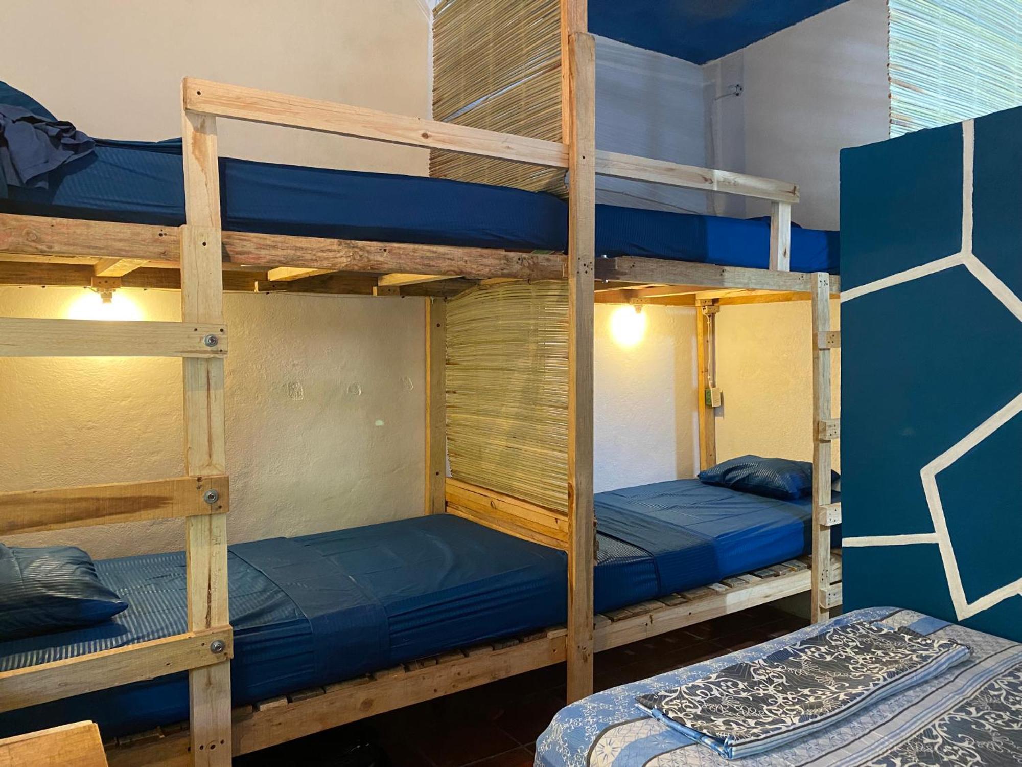Hostal Mar De Fondo 兹波利特 外观 照片